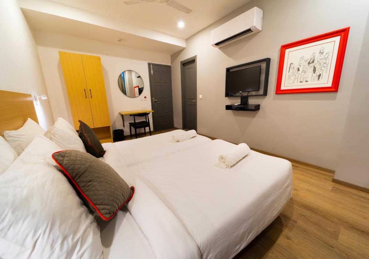 The Park Infinity Otel Surat Dış mekan fotoğraf